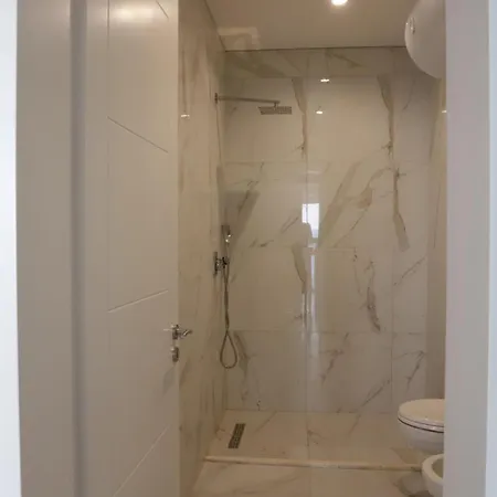 A&a- Rana E Hedhun Apartament Valjiosi